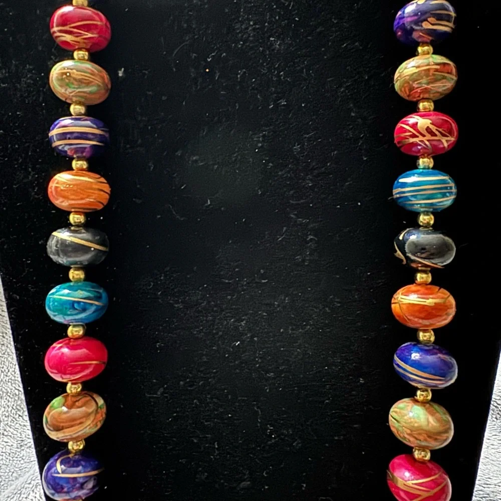 Colorful Beaded Necklace - Picture 2 of 3